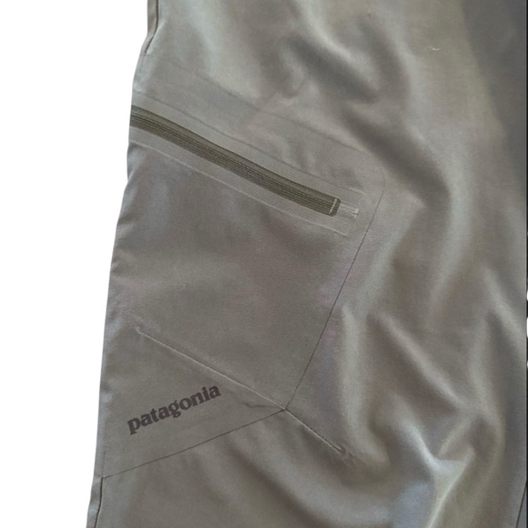 Patagonia Chambeau Rock Climbing Hiking Feather Gray Outdoor Pants 82935 Size 4 - Picture 8 of 8